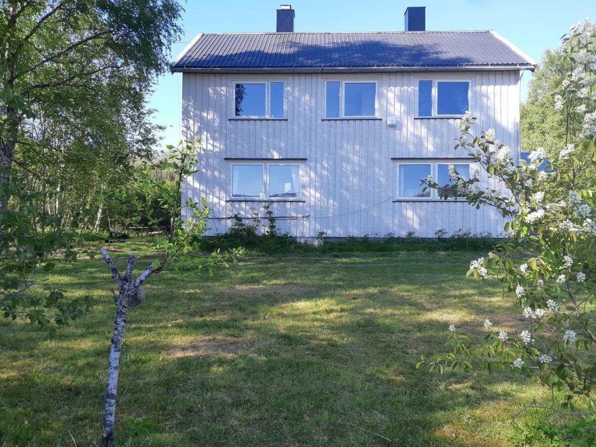 Graceland Norway Foldereid Exterior photo